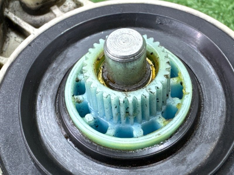 Мотор стеклоподъемника Skoda Octavia A5