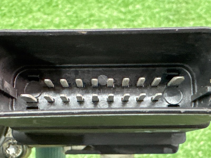 Мотор стеклоподъемника Skoda Octavia A5