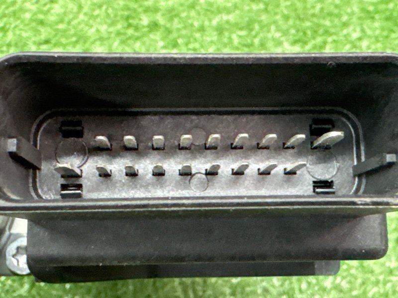 Мотор стеклоподъемника Skoda Octavia A5