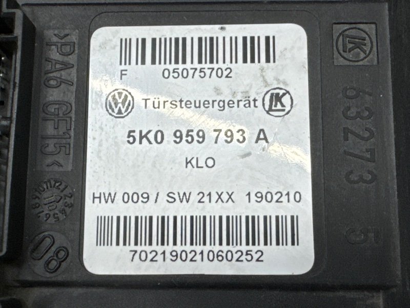 Мотор стеклоподъемника Skoda Octavia A5