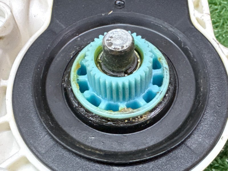 Мотор стеклоподъемника Skoda Octavia A5