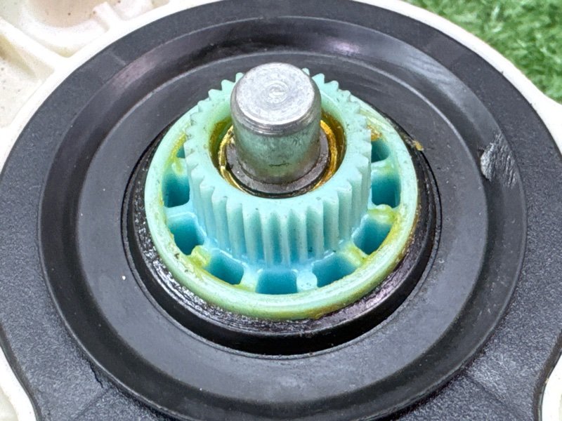 Мотор стеклоподъемника Skoda Octavia A5