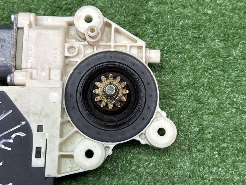 Мотор стеклоподъемника Ford Focus 2