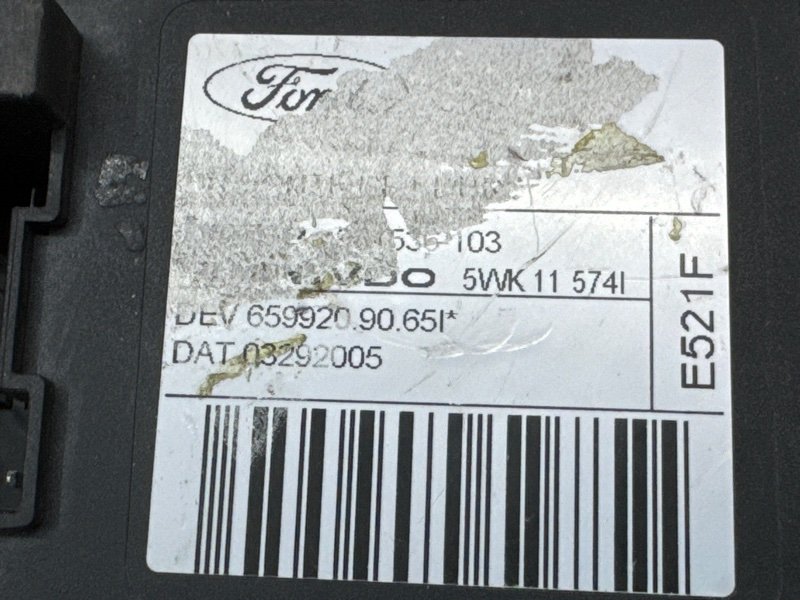 Мотор стеклоподъемника Ford Focus 2