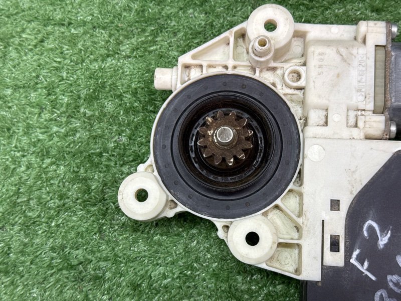 Мотор стеклоподъемника Ford Focus 2