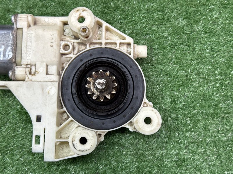 Мотор стеклоподъемника Ford Focus 2