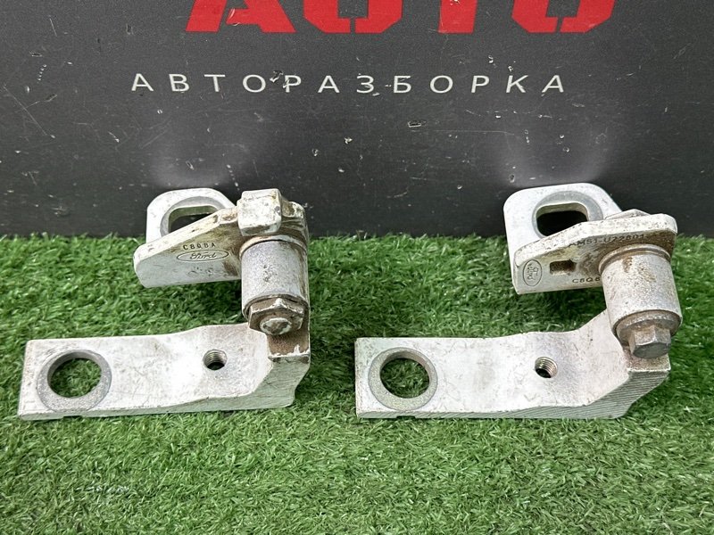 Петли двери Ford Focus