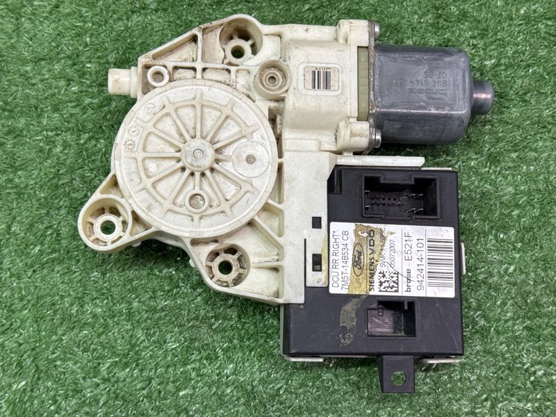 Мотор стеклоподъемника Ford Focus 2