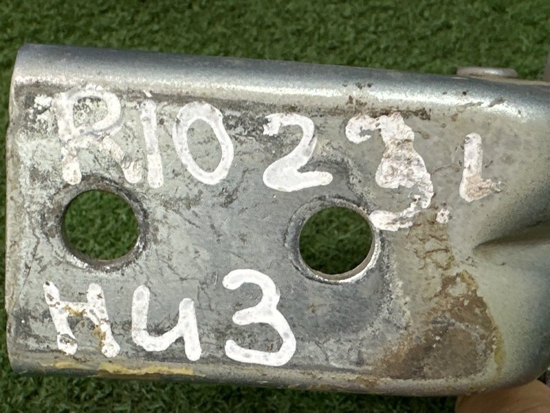 Петли двери Kia Rio