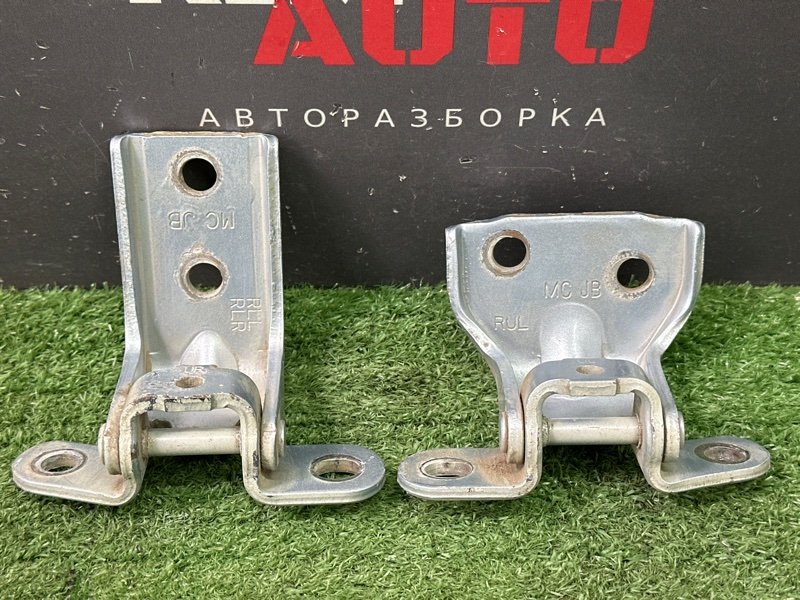 Петли двери Kia Rio