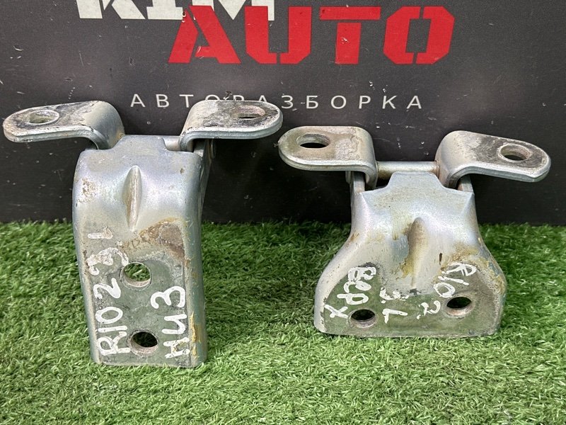 Петли двери Kia Rio
