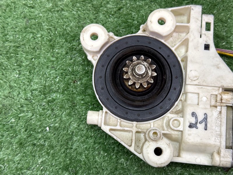 Мотор стеклоподъемника Ford Focus 2