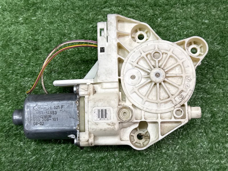 Мотор стеклоподъемника Ford Focus 2