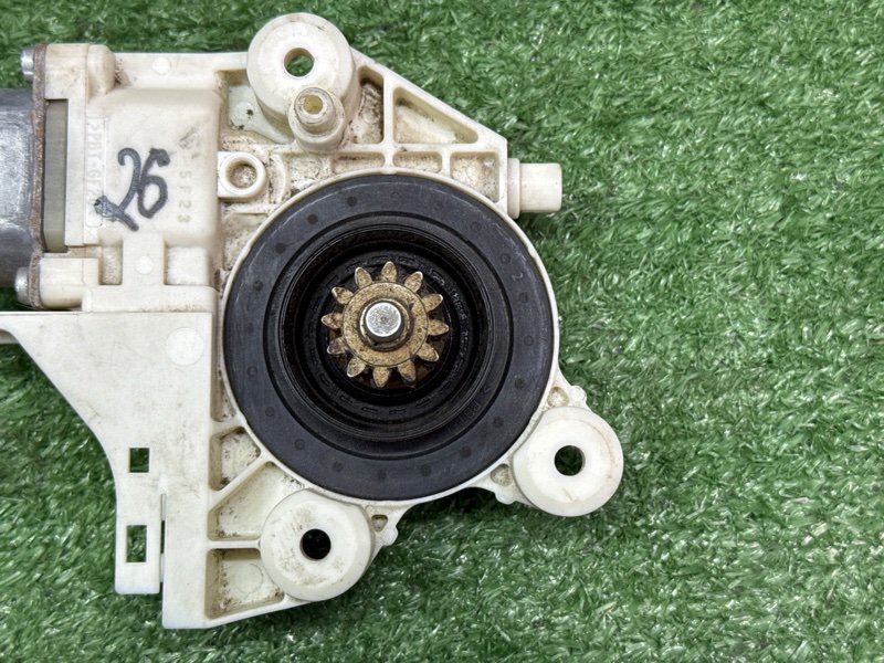 Мотор стеклоподъемника Ford Focus 2