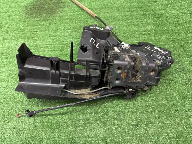 Замок двери Ford Focus 2