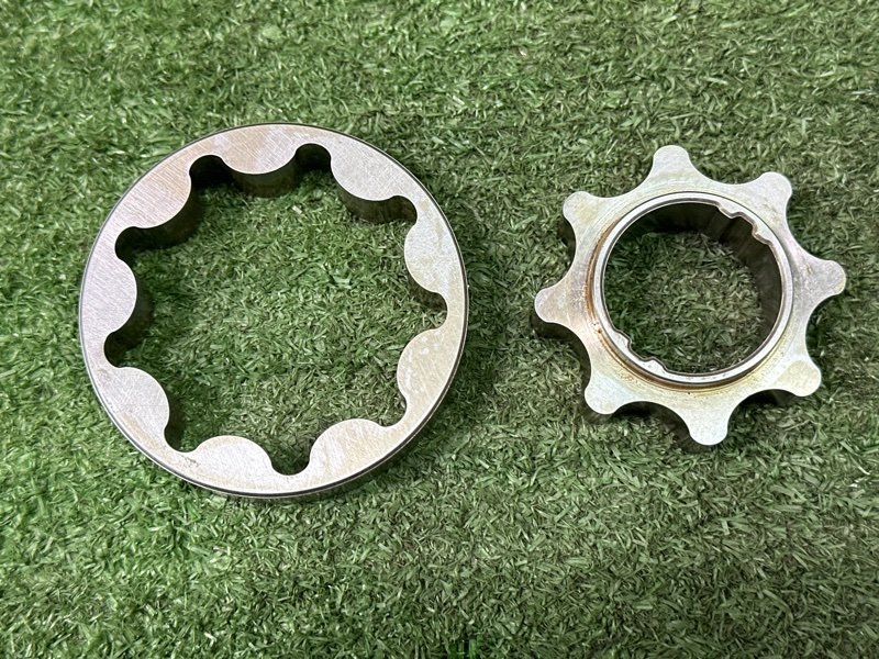 Крышка ГРМ Масляный насос Kia Ceed 2 2012 JD