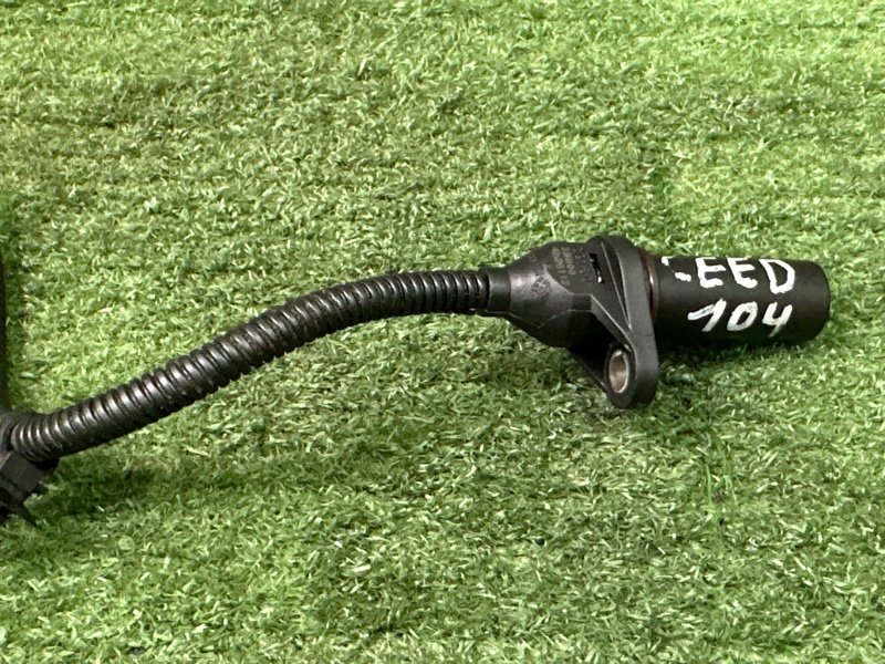 Датчик коленвала Kia Ceed 2 2012 JD