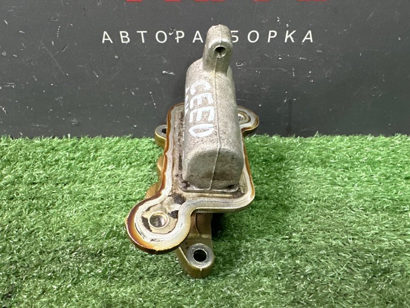 Кронштейн клапана фаз Kia Ceed 2 2012 JD