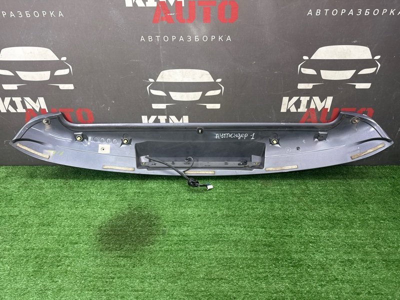 Спойлер крышки багажника Mitsubishi Outlander
