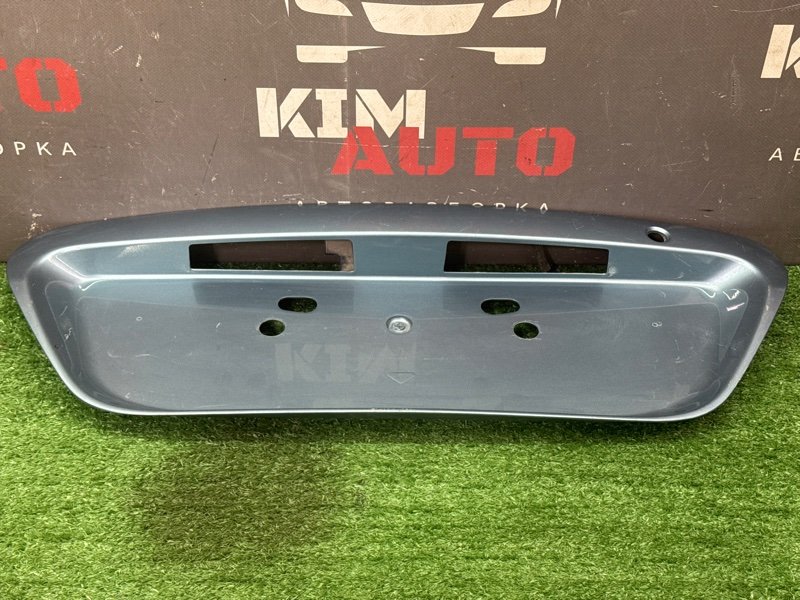 Накладка крышки багажника Mitsubishi Lancer 9