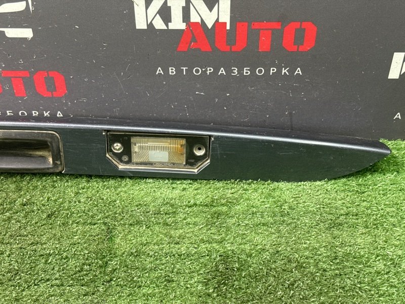 Накладка крышки багажника Ford C-Max