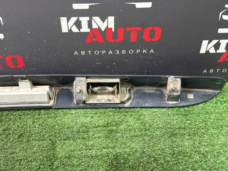 Накладка крышки багажника Ford C-Max