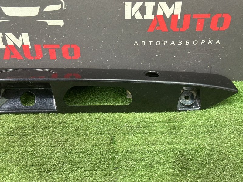 Накладка крышки багажника Hyundai Accent