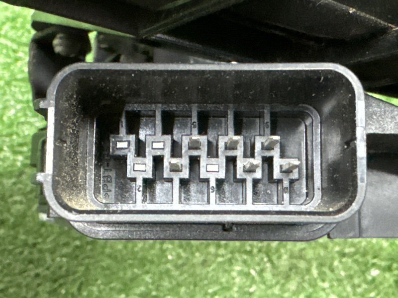 Замок двери Ford Focus 2