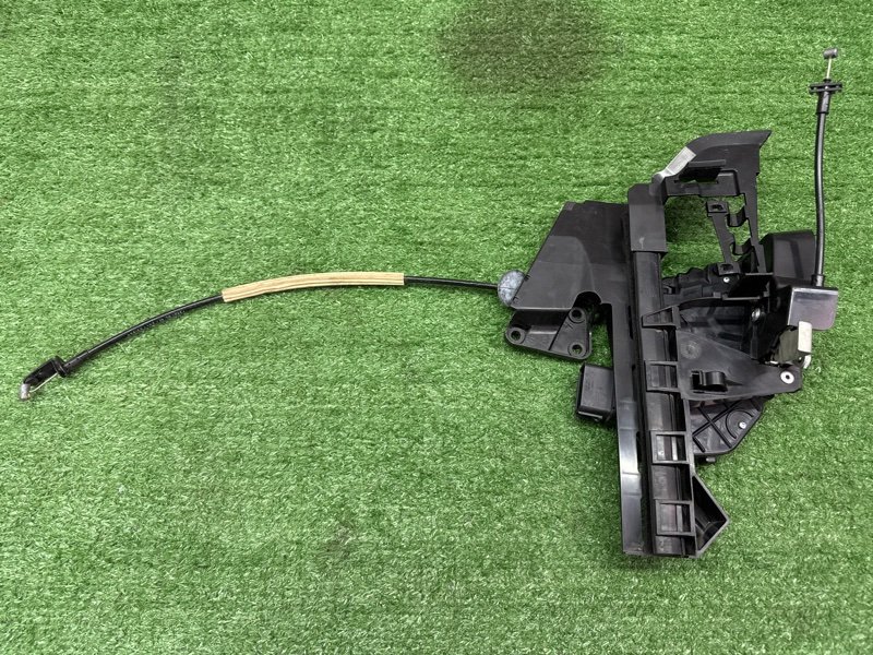 Замок двери Ford Focus 2