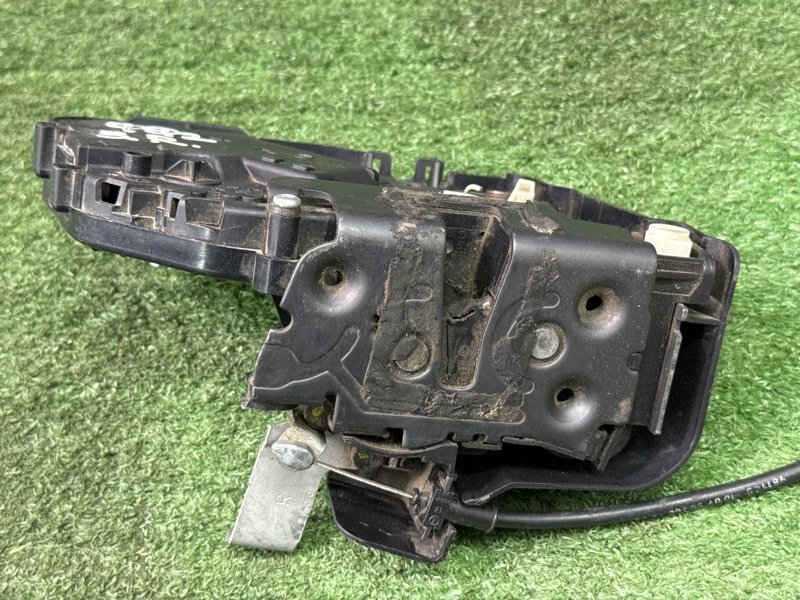 Замок двери Ford Focus 2