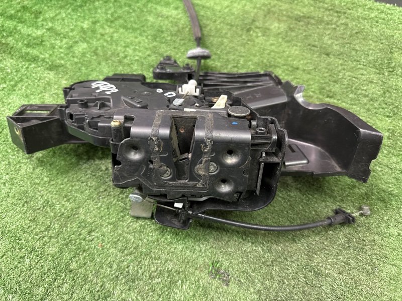 Замок двери Ford Focus 2