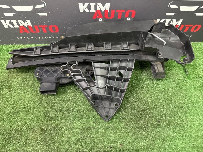 Замок двери Ford C-Max