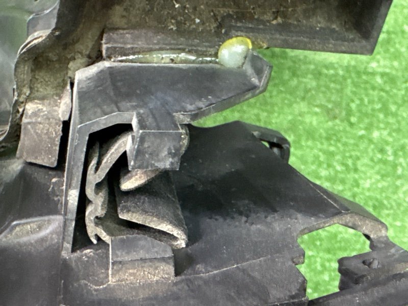 Замок двери Ford C-Max