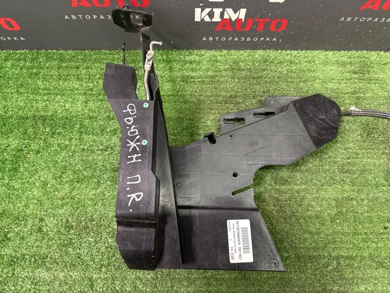 Замок двери Ford Fusion