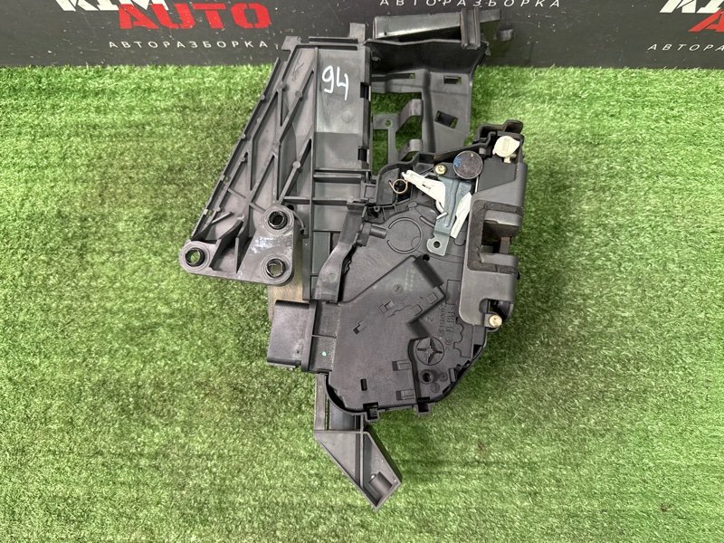 Замок двери Ford C-Max