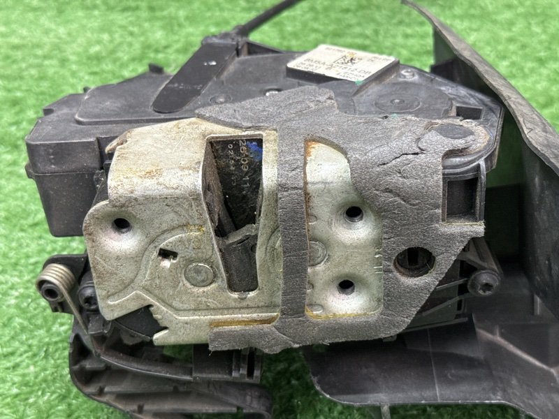 Замок двери Ford Focus 3