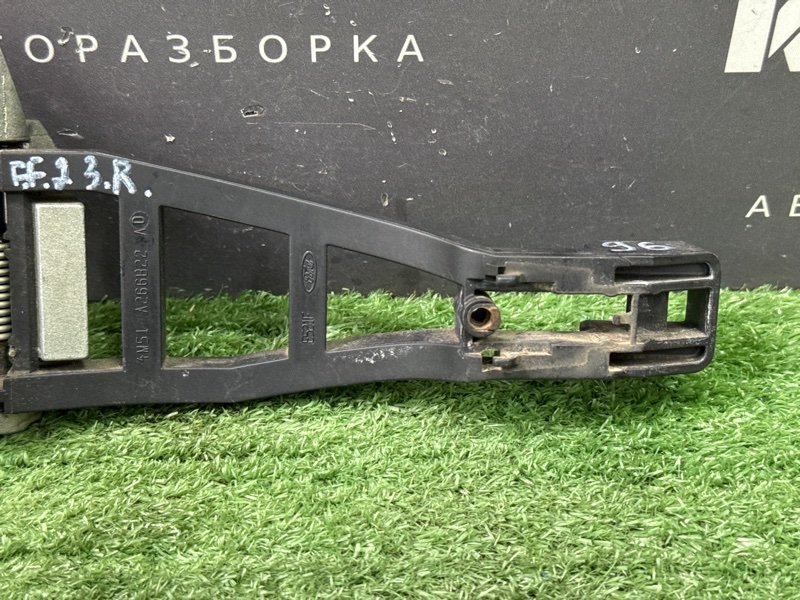 Кронштейн ручки двери Ford Focus 2