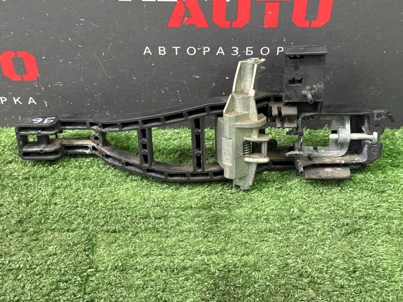 Кронштейн ручки двери Ford Focus 2