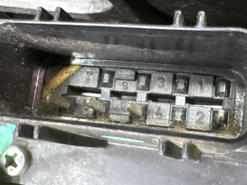 Замок двери Ford Fiesta