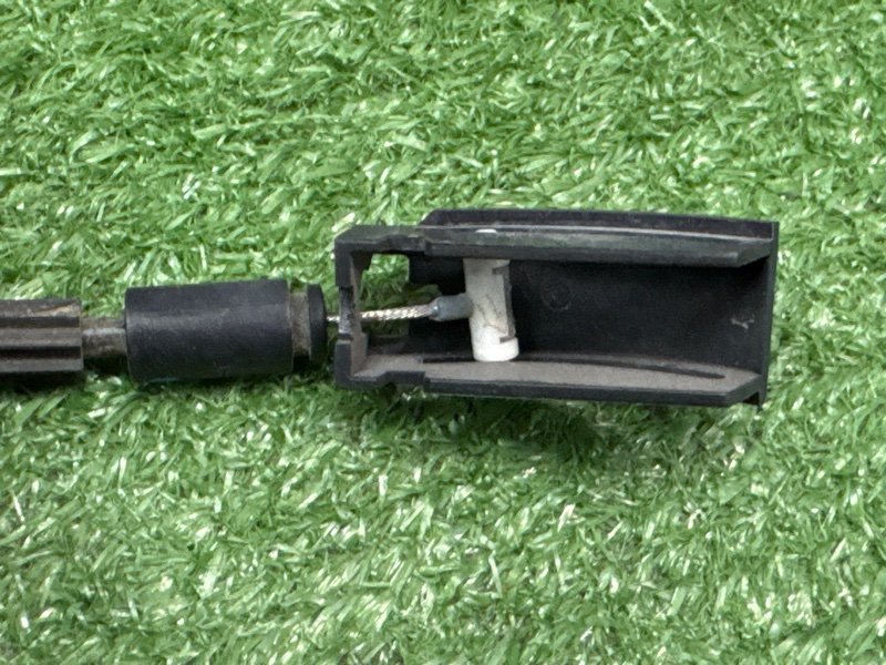 Замок двери Ford Fiesta