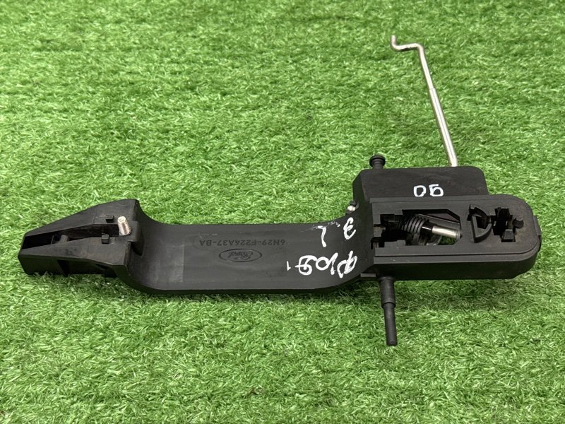 Кронштейн ручки двери Ford Fusion