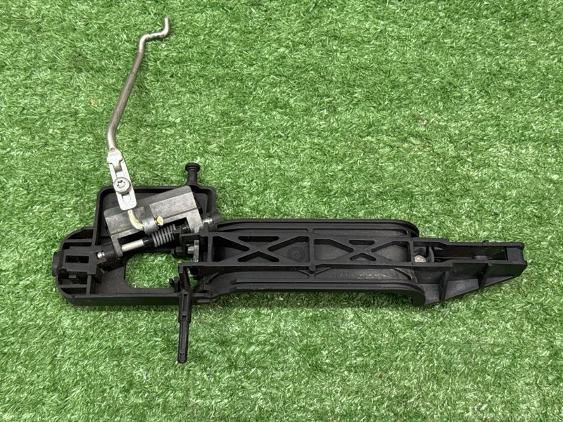 Кронштейн ручки двери Ford Fusion