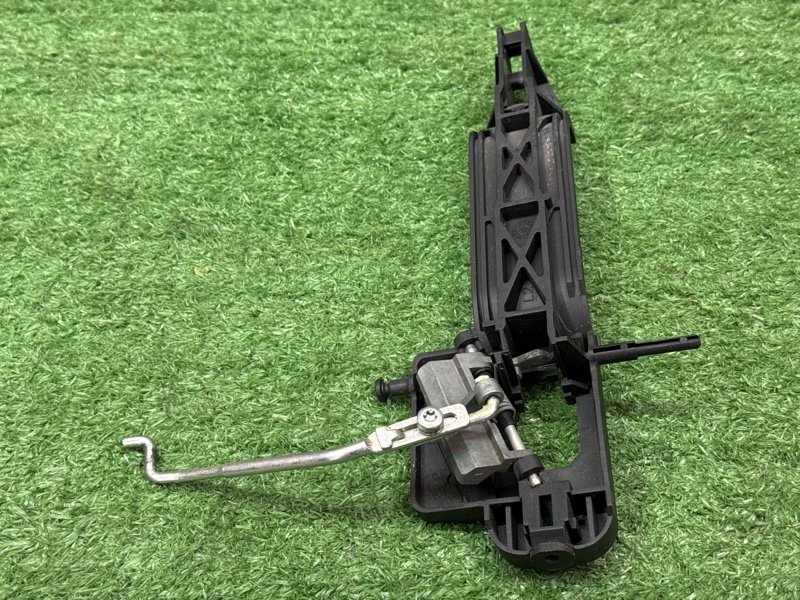 Кронштейн ручки двери Ford Fusion