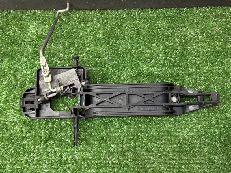 Кронштейн ручки двери Ford Fusion