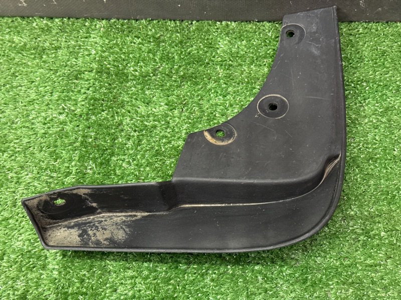 Брызговик Renault Duster