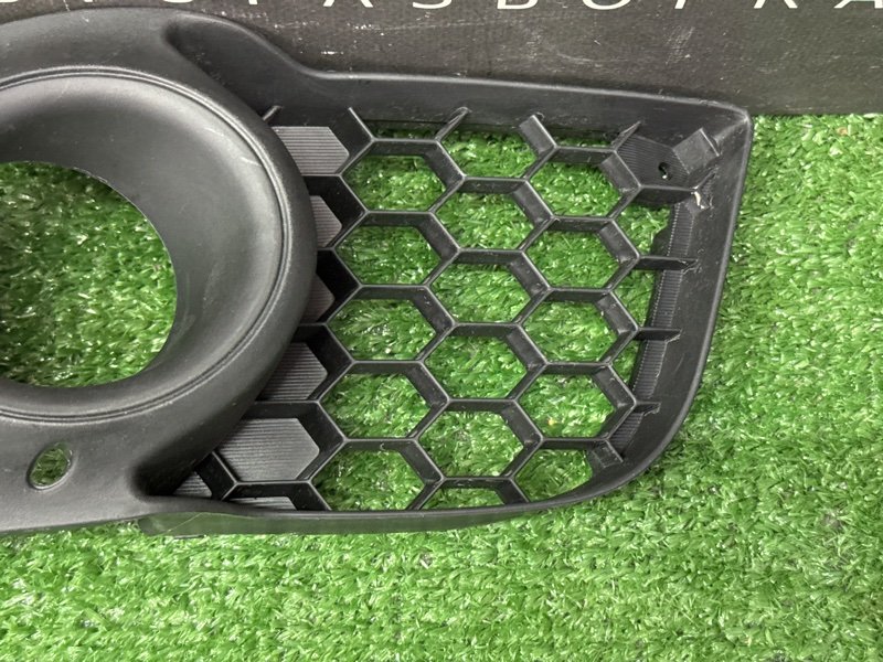 Решетка ПТФ Mitsubishi Lancer 10