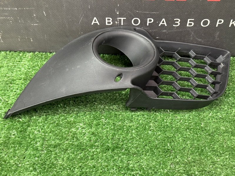 Решетка ПТФ Mitsubishi Lancer 10