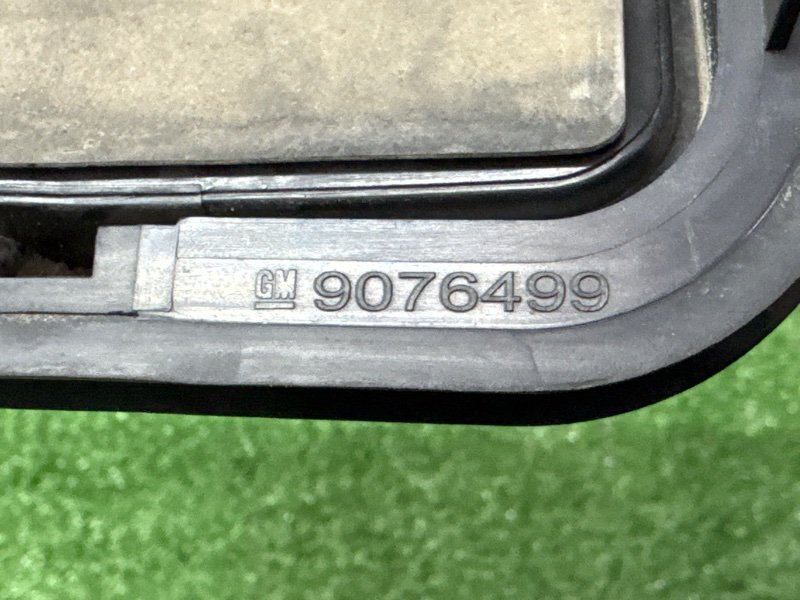 Решетка вентиляционная Opel Astra J