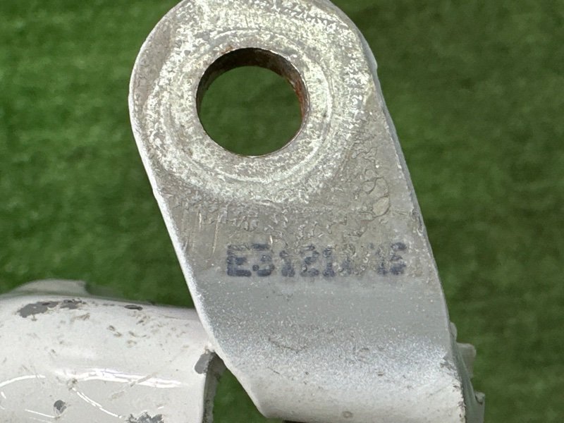 Петли двери Opel Astra J