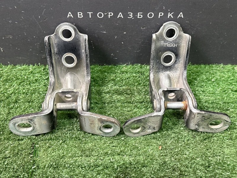 Петли двери Kia Ceed 1